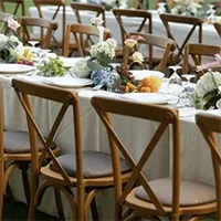 elegant-outdoor-event-banquet-table-setting.webp